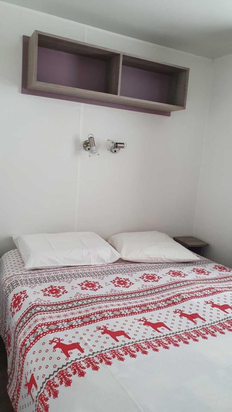 Camping L'Enclave Mobil-Home Estavar Exterior foto
