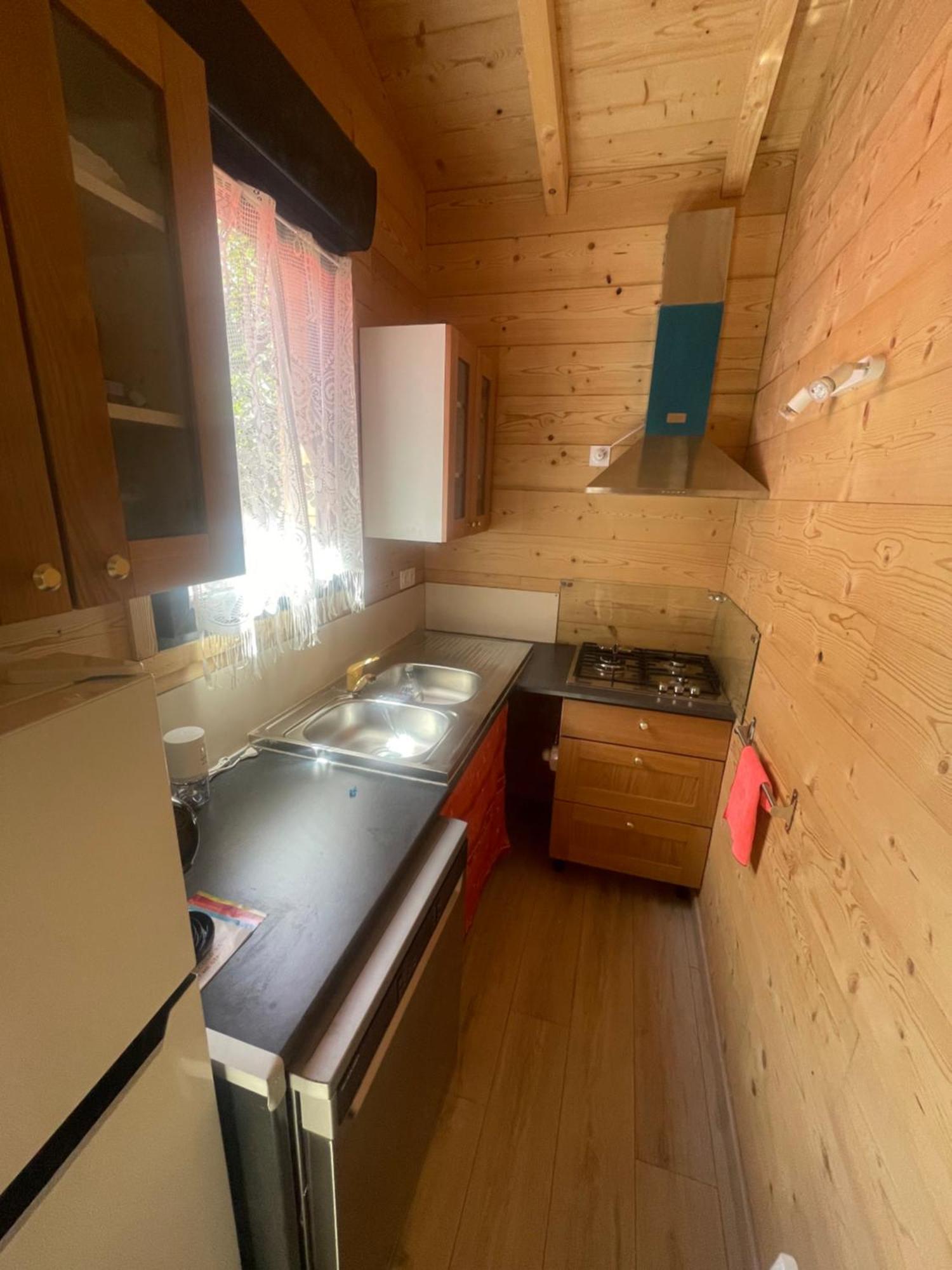 Camping L'Enclave Mobil-Home Estavar Exterior foto