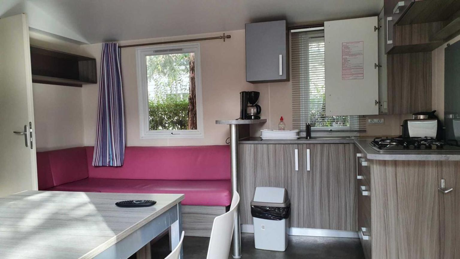 Camping L'Enclave Mobil-Home Estavar Exterior foto